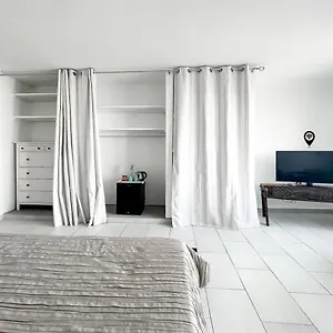 Tierra Wifi Free Private Bathroom , Town Apartamento Corralejo