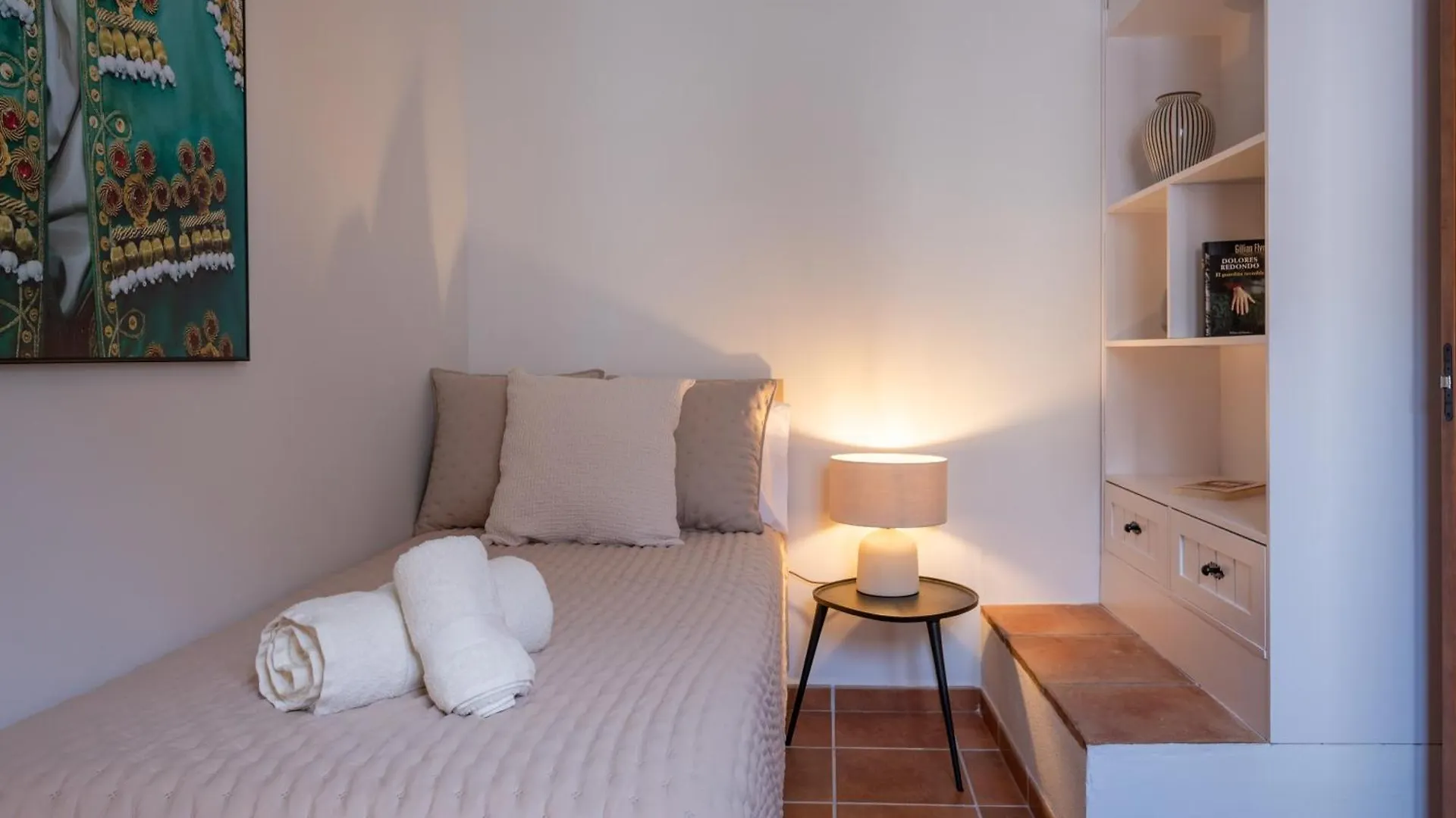 Carmen De Xaira 1º By Florentia Homes Granada Apartment